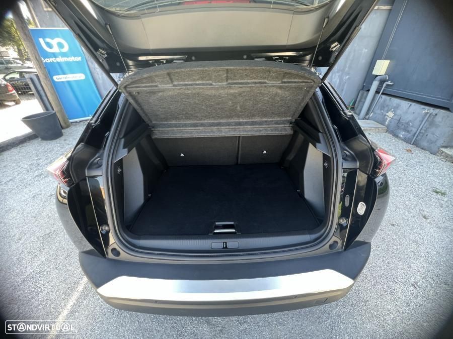 Peugeot e-2008 50 kWh Allure Pack - 53