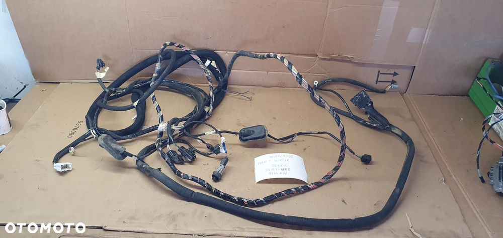 Wiązka instalacja paki świateł tył tylna Renault Trafic III Vivaro B 241635789R 93461788 - 1