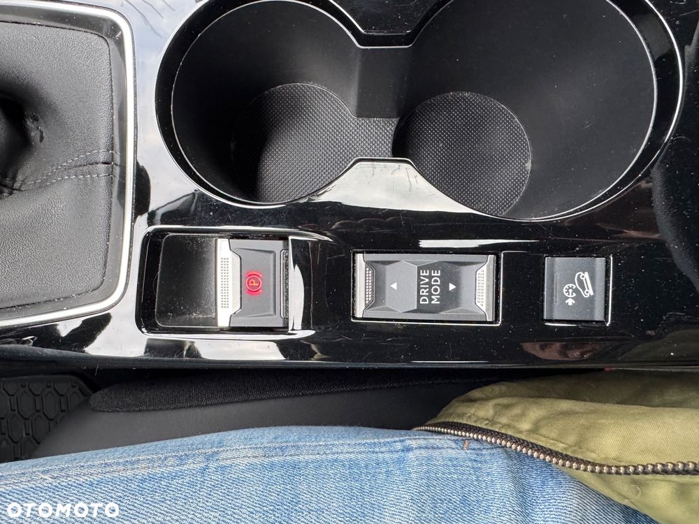 Peugeot 2008 PureTech 100 Allure - 29