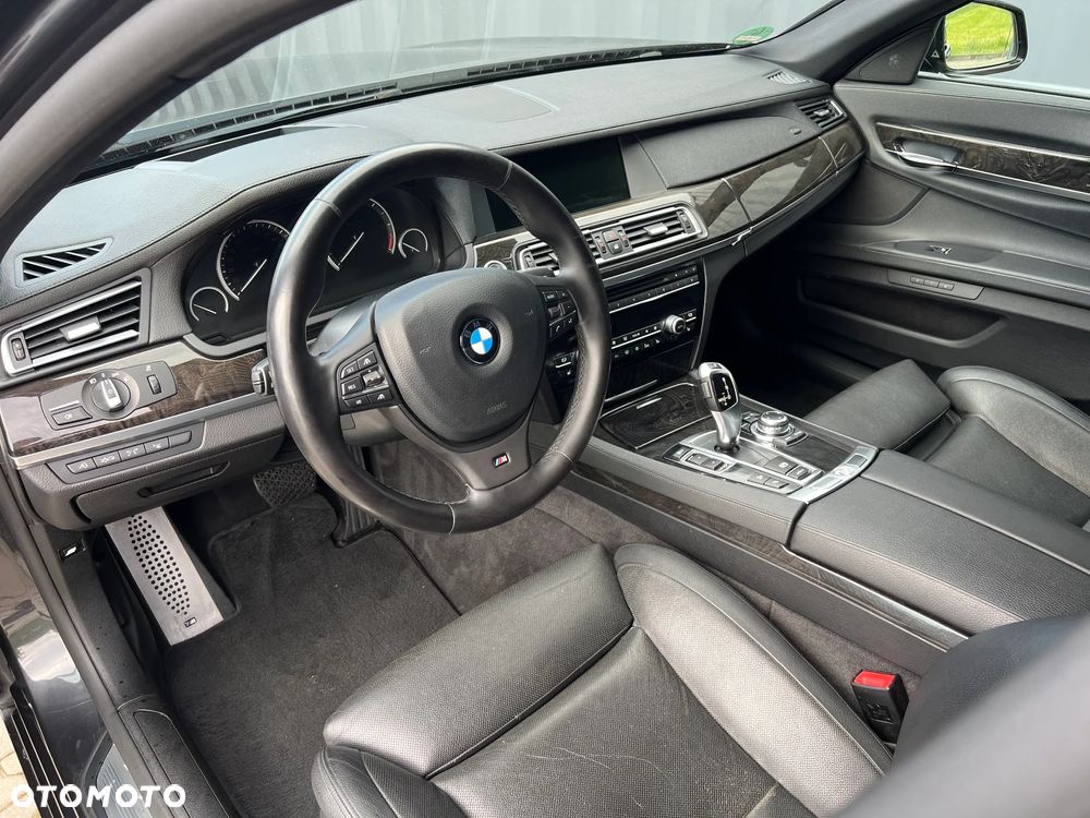 BMW Seria 7 740d xDrive - 4