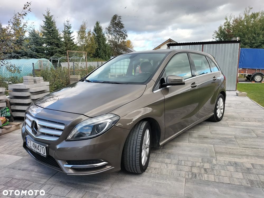 Mercedes-Benz Klasa B 180 - 1