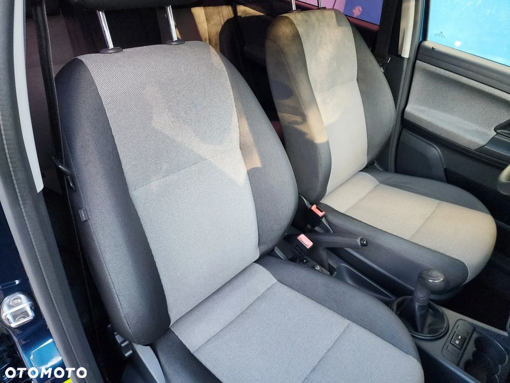 Skoda Fabia 1.2 HTP COOL EDITION - 23