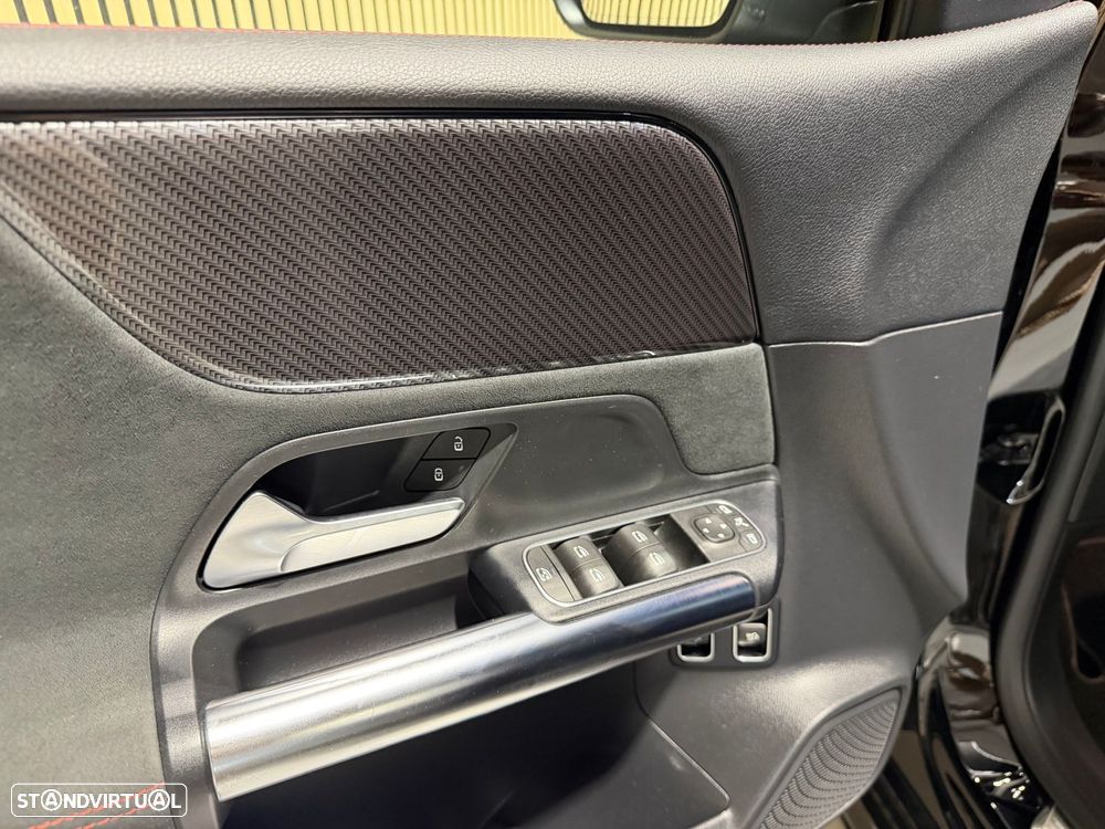 Mercedes-Benz B 250 e AMG Line - 26