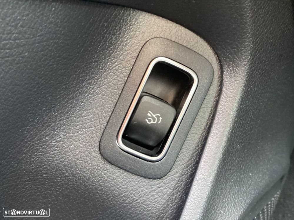 Mercedes-Benz CLA 180 d AMG Line Aut. - 25