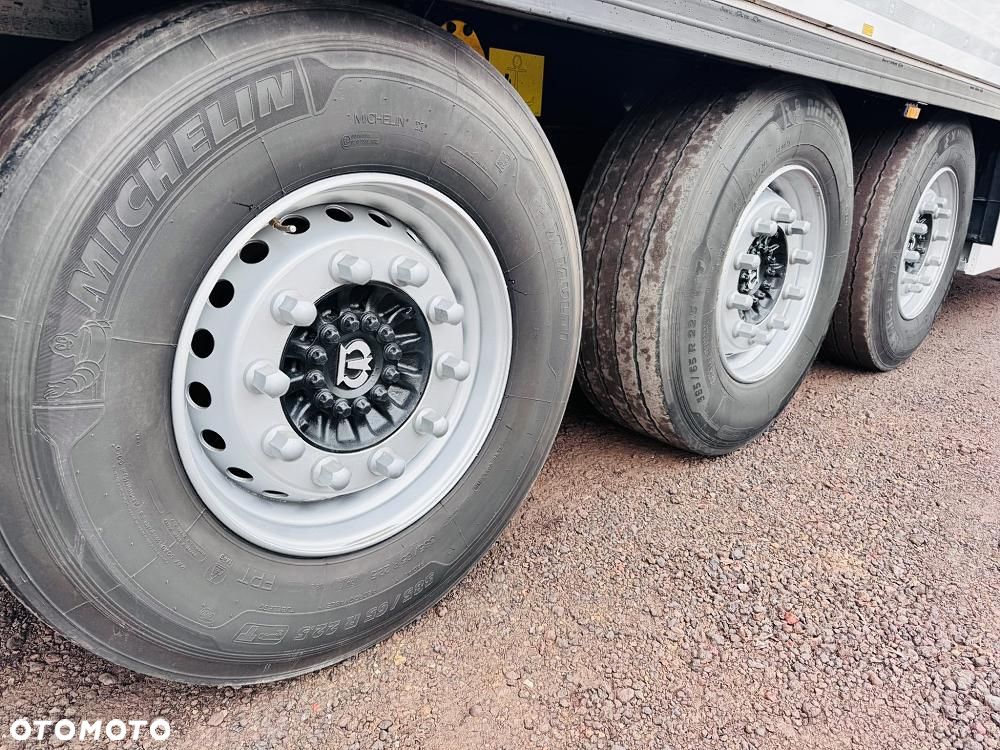 Krone Chłodnia Carrier Vector 1950 - 14