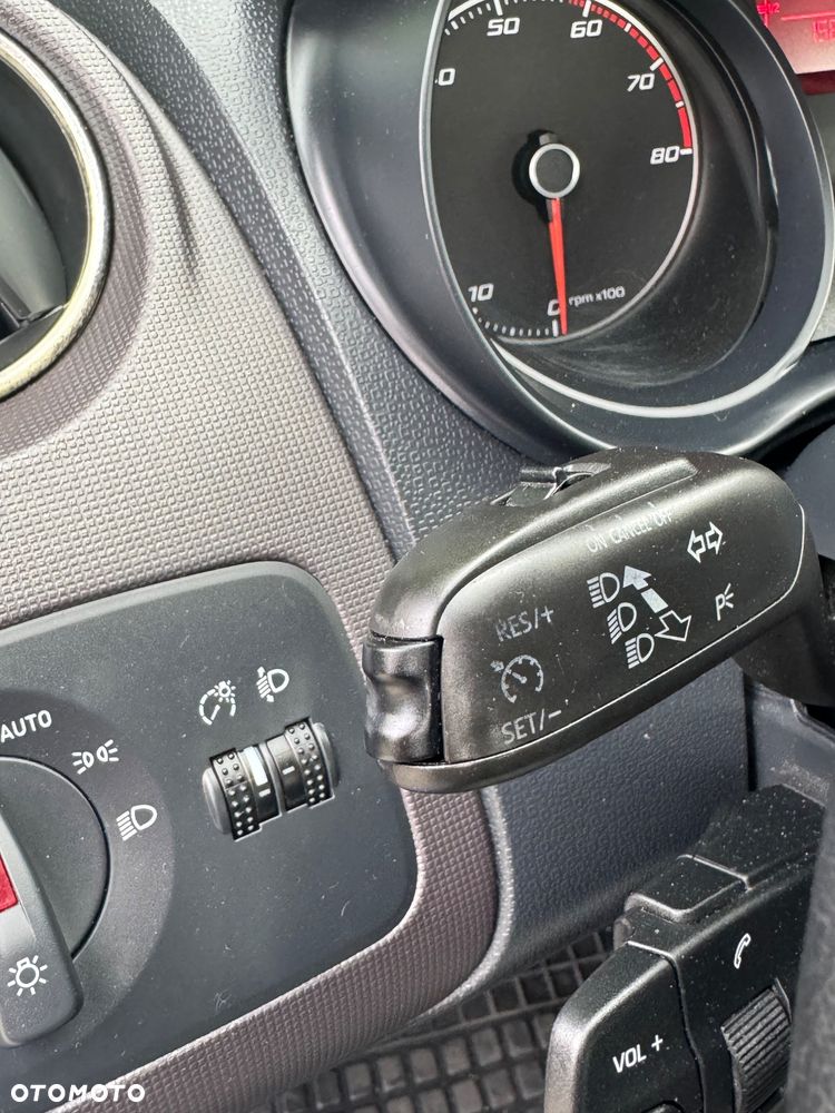 Seat Ibiza 1.4 16V Style - 38
