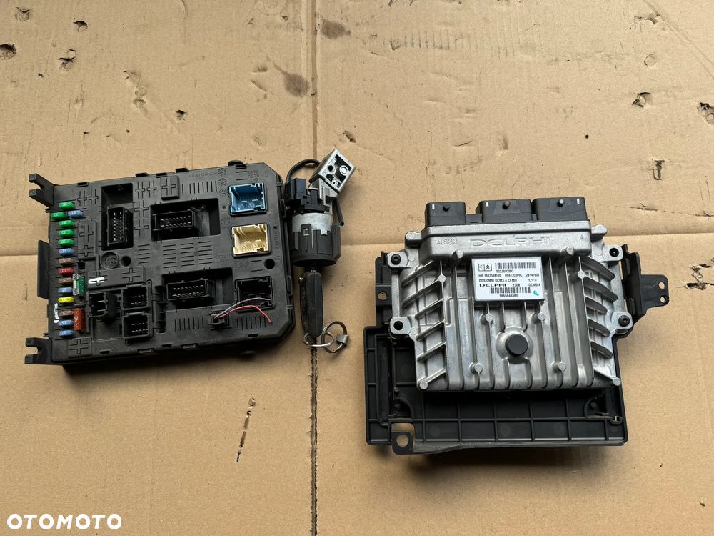 CITROEN C5 X7 III ZESTAW STARTOWY STACYJKA KLUCZYK STEROWNIK SILNIKA SKRZYNKA BSI 9665843380 - 1