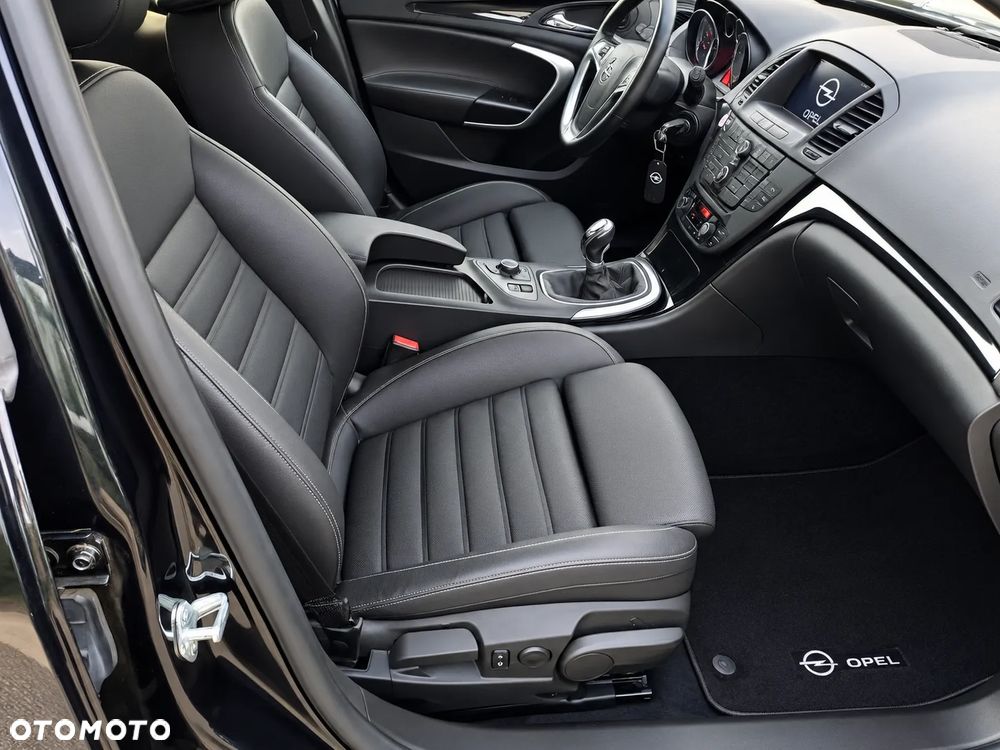 Opel Insignia - 18