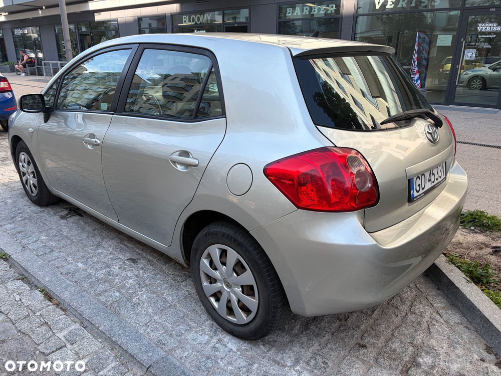 Toyota Auris 1.4 D-4D Luna - 3