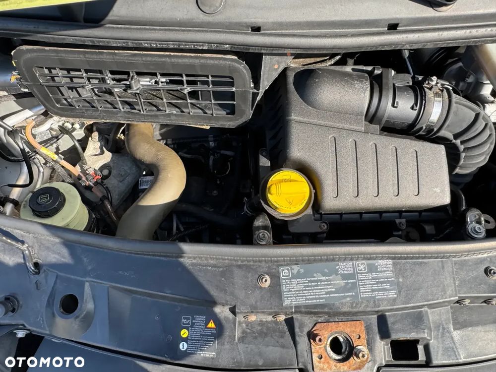 Opel VIVARO - 16