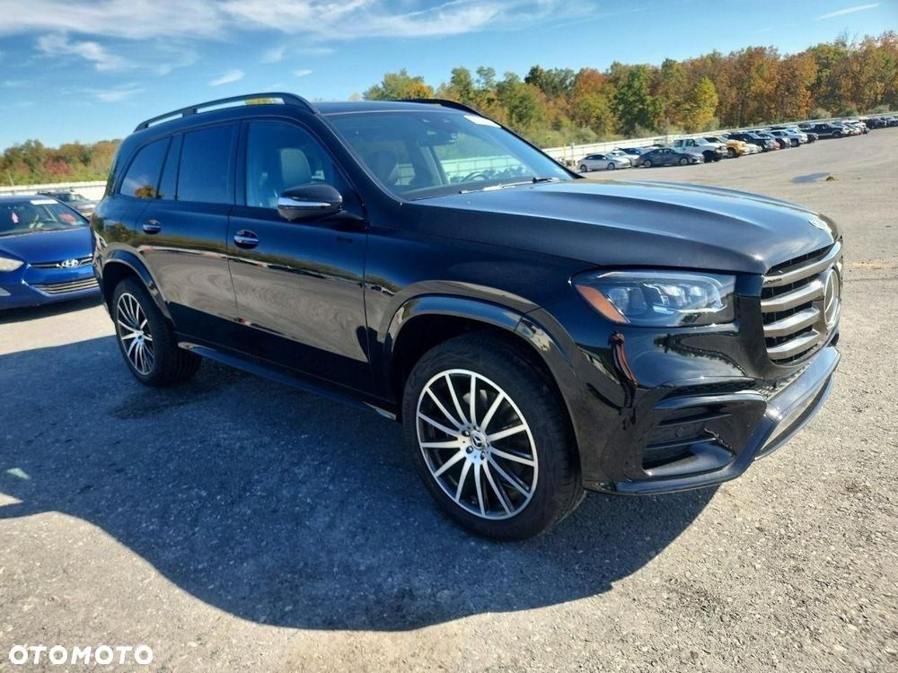 Mercedes-Benz Gls 2025 photo 3