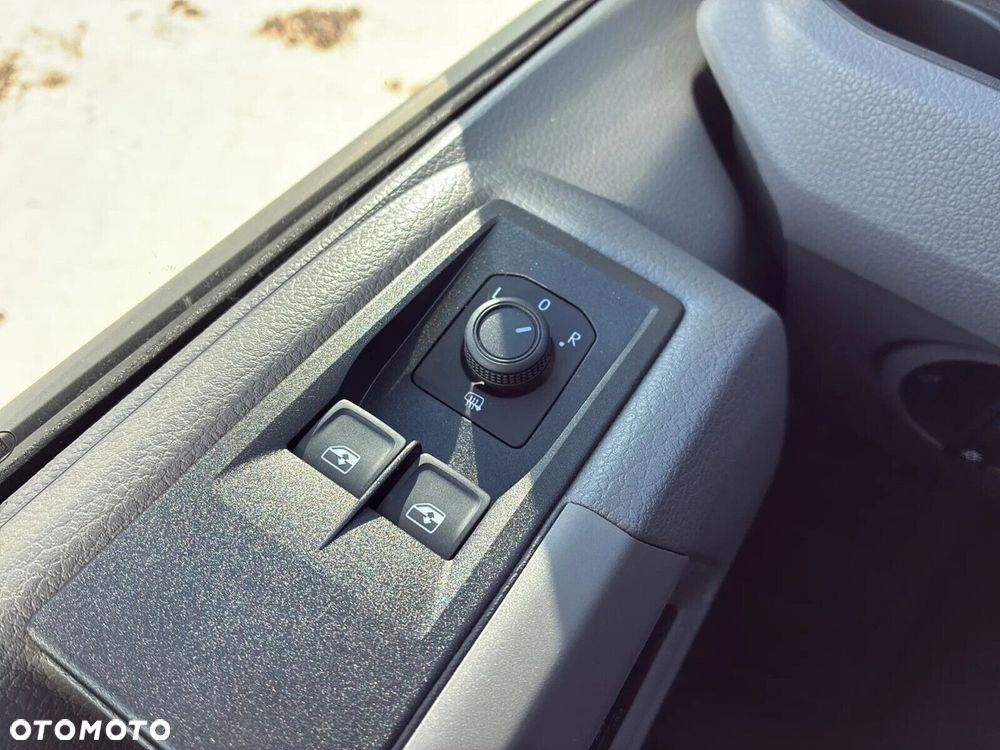 Volkswagen Crafter 35 Brygadówka/Furgon L3/H2, 2.0TDI 140KM, r.o. 3640 - 29