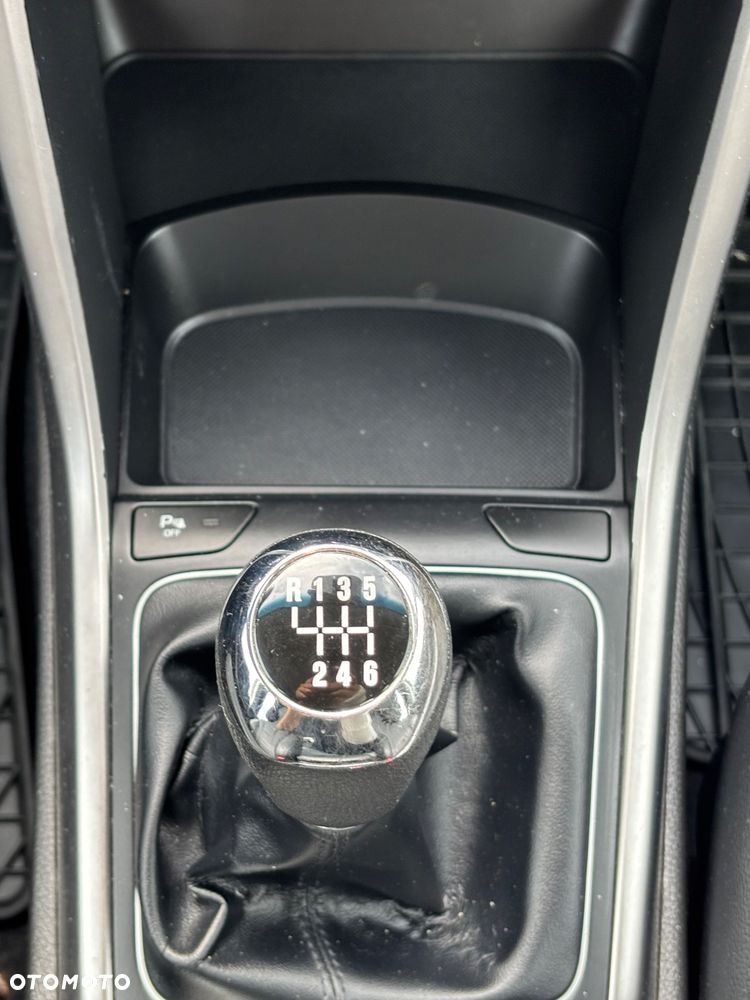Hyundai i30 blue Kombi 1.6 GDi Style - 29