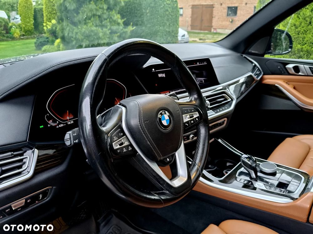 BMW X5 xDrive40i - 12