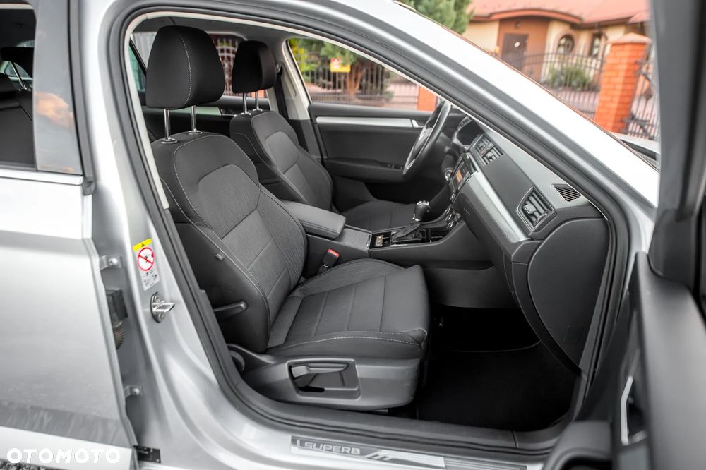 Skoda Superb 2.0 TDI 4x4 Ambition DSG - 21