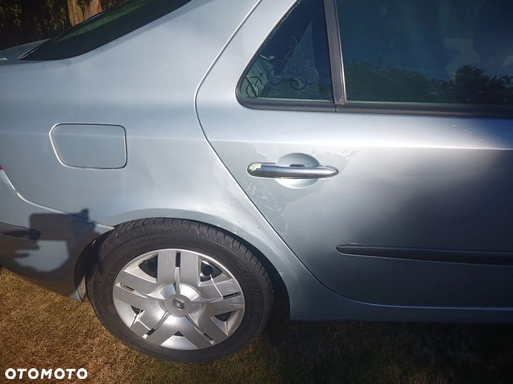 Renault Laguna - 14