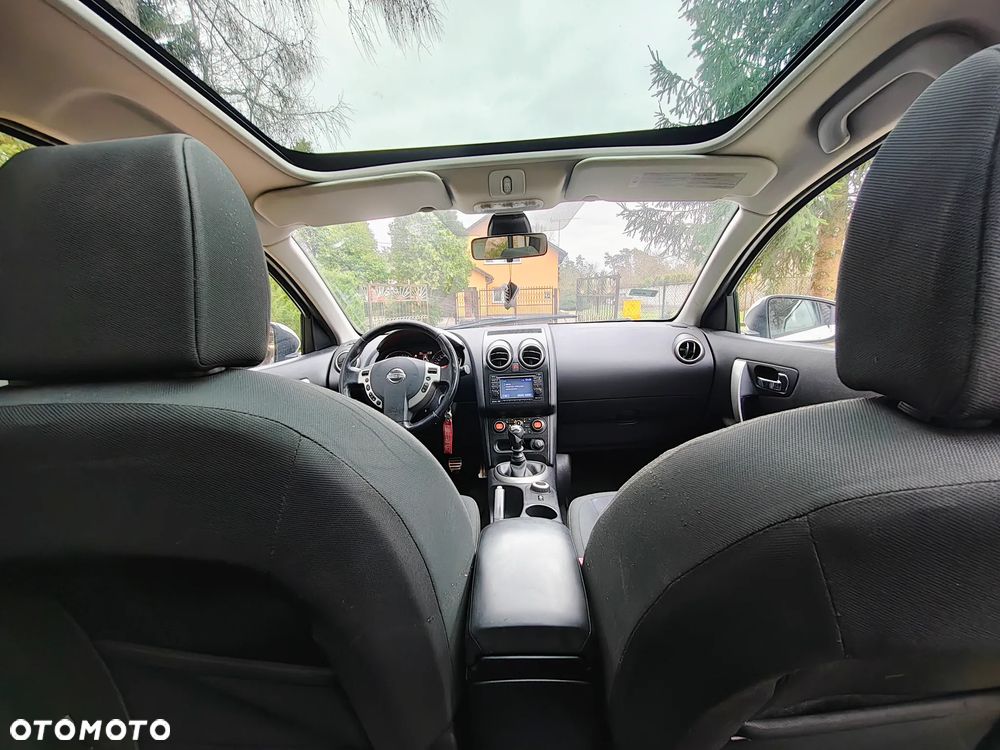 Nissan Qashqai+2 - 10