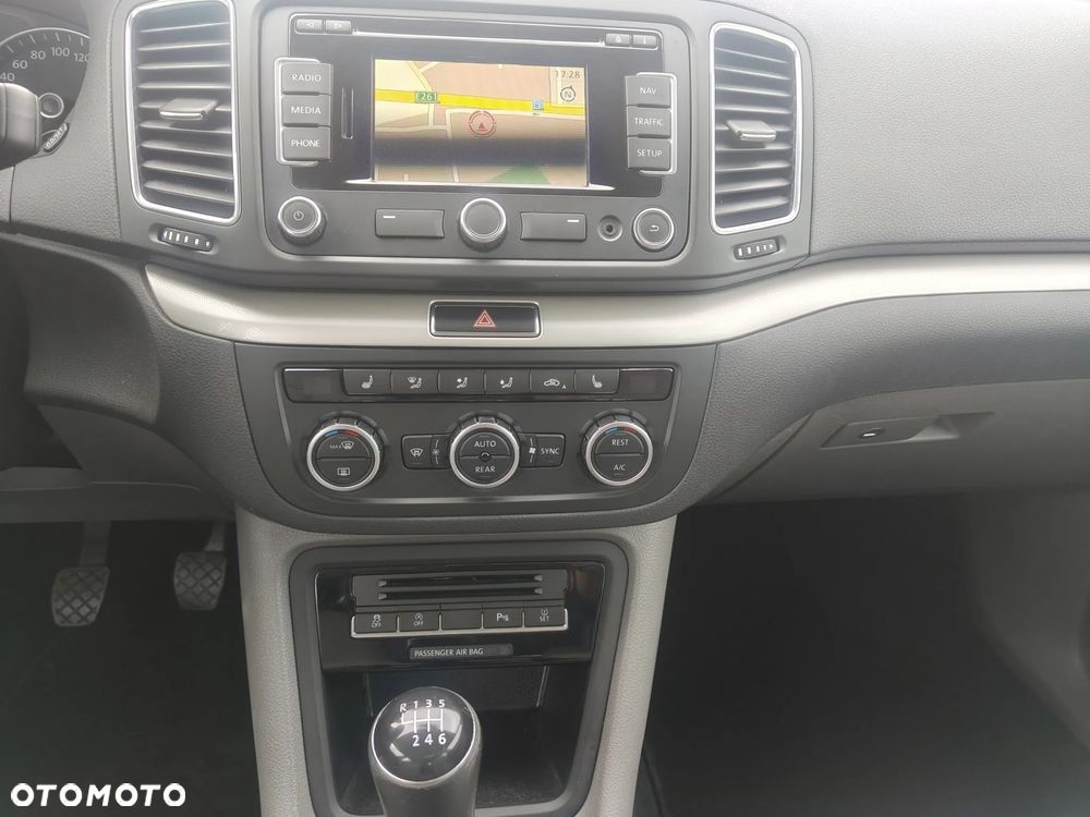 Seat Alhambra 2.0 TDI Ecomotive Style - 24