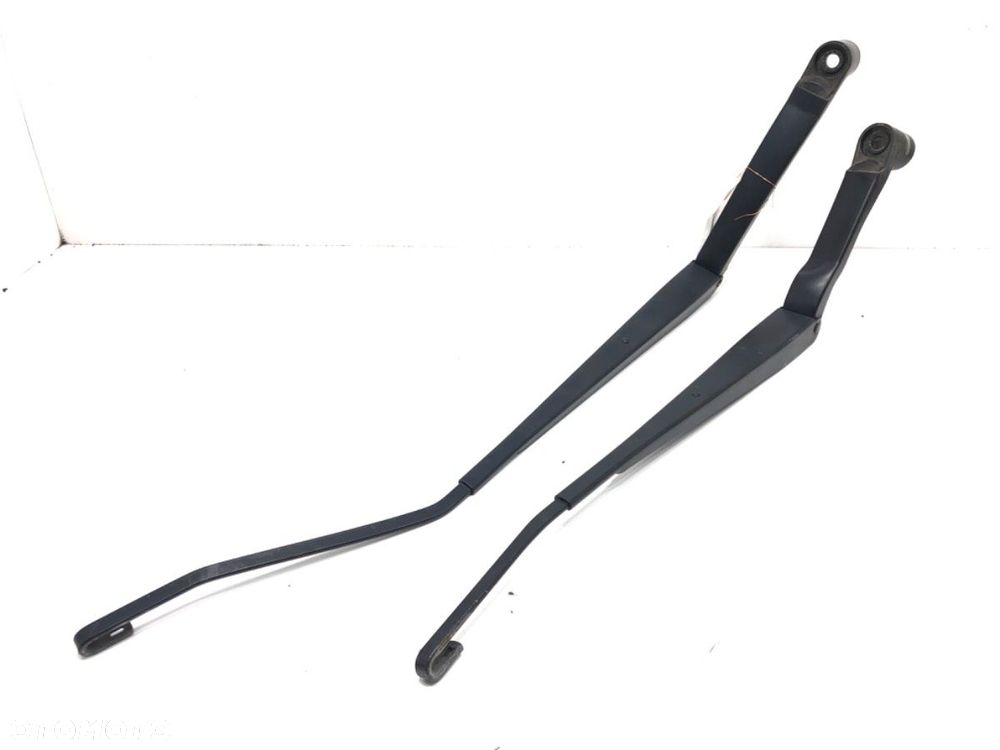 RAMIĘ WYCIERACZKI KOMPLET PRZÓD - 115.00 PLN - RENAULT KADJAR (HA_, HL_) 2015 - 2022 1.6 dCi 130 - 2