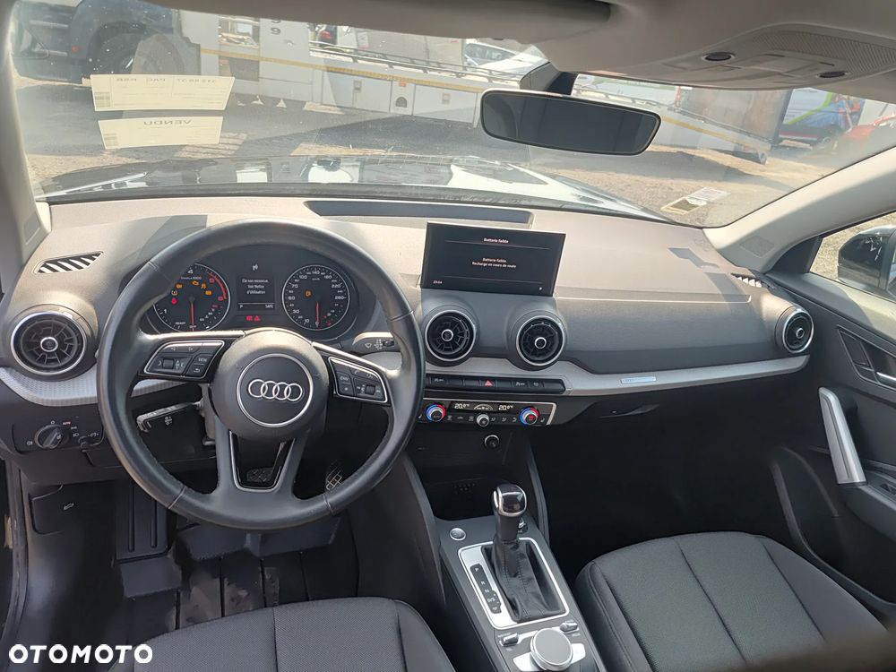 Audi Q2 35 TDI S tronic sport - 27