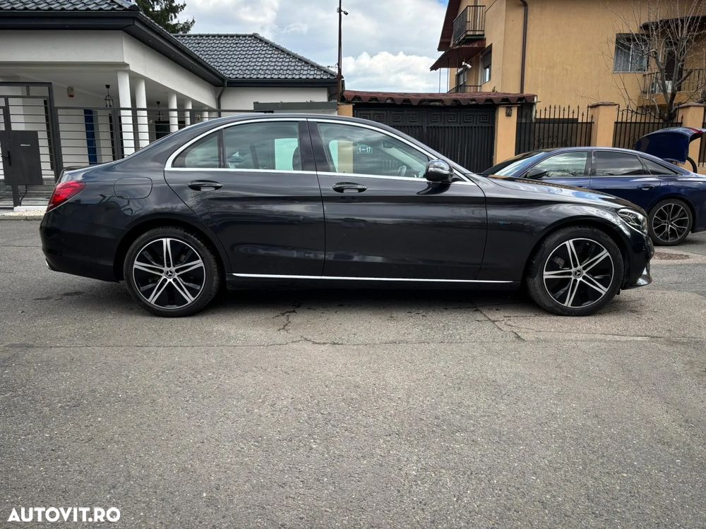 Mercedes-Benz C 300 e 9G-TRONIC Avantgarde - 8