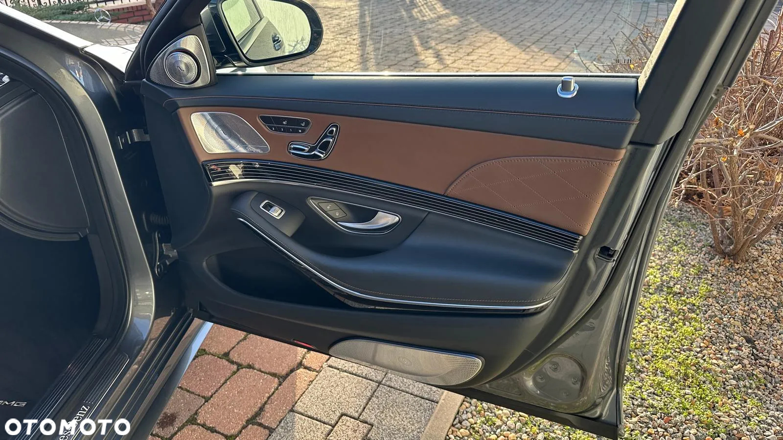 Mercedes-Benz Klasa S 560 4-Matic L 9G-TRONIC - 15