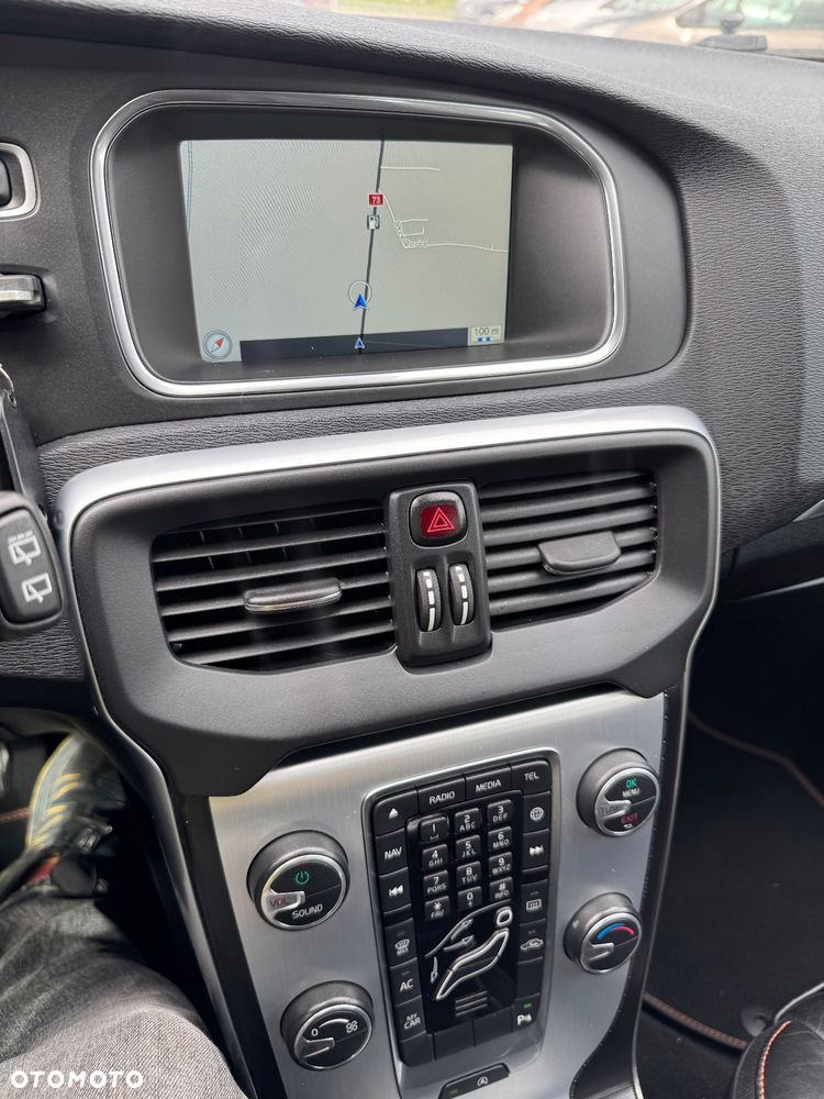 Volvo V40 D2 Drive-E Ocean Race - 22