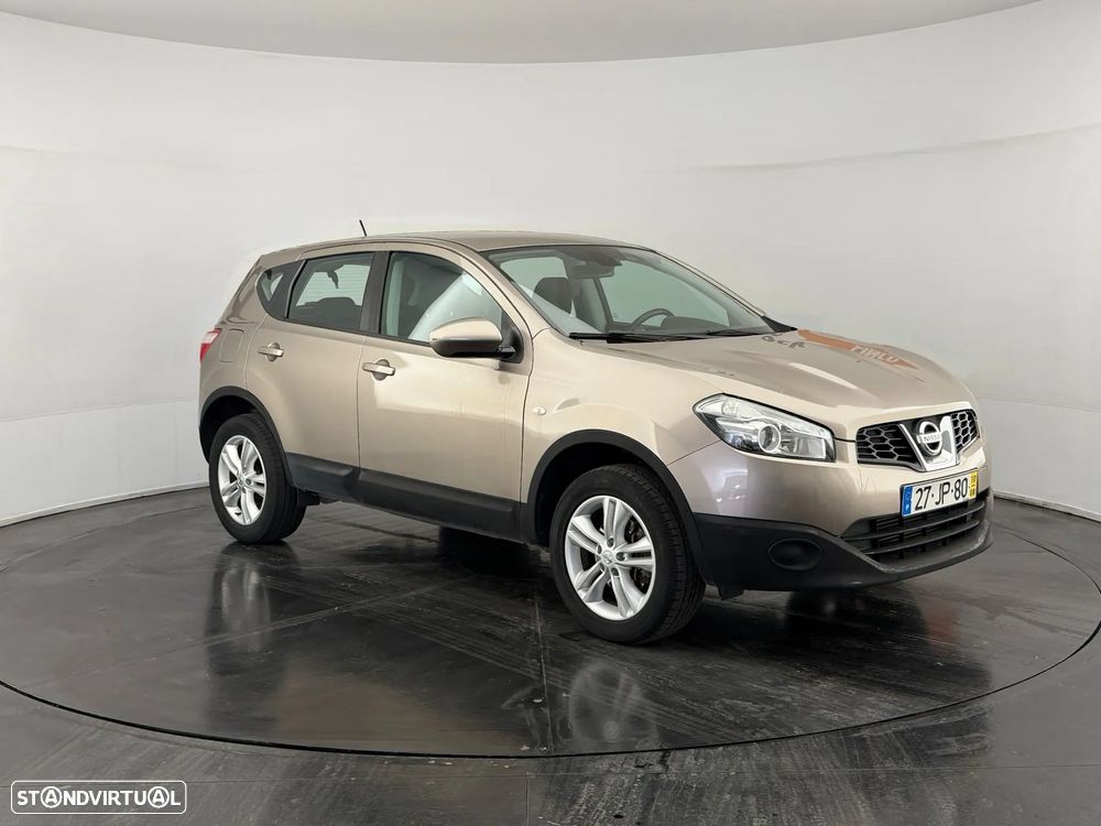 Nissan Qashqai - 1