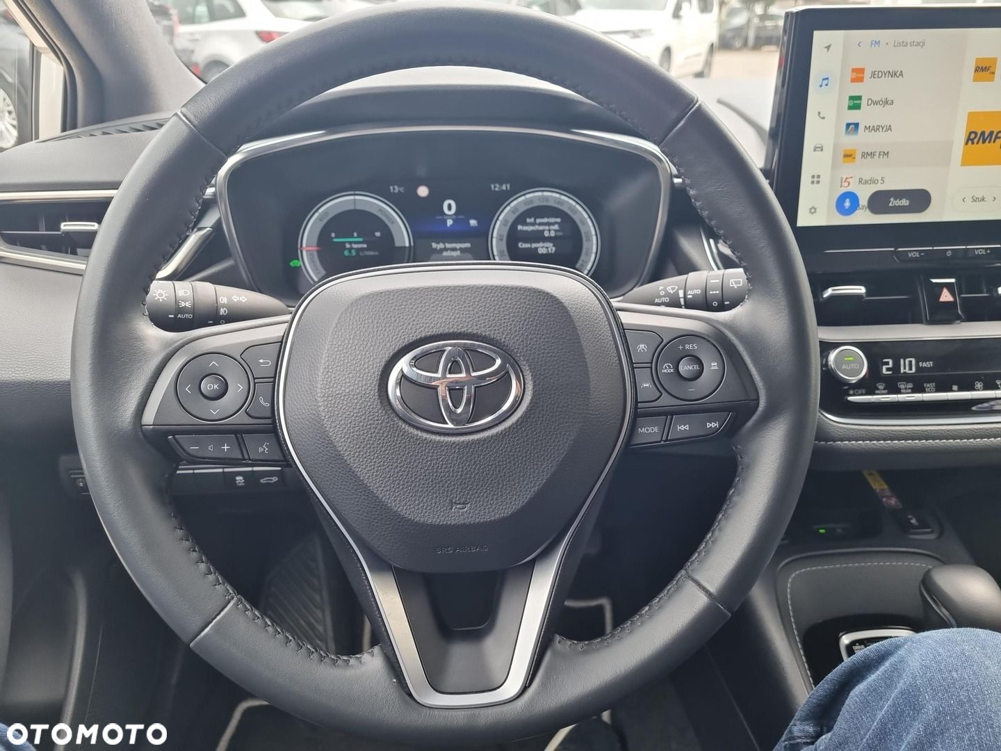 Toyota Corolla - 16
