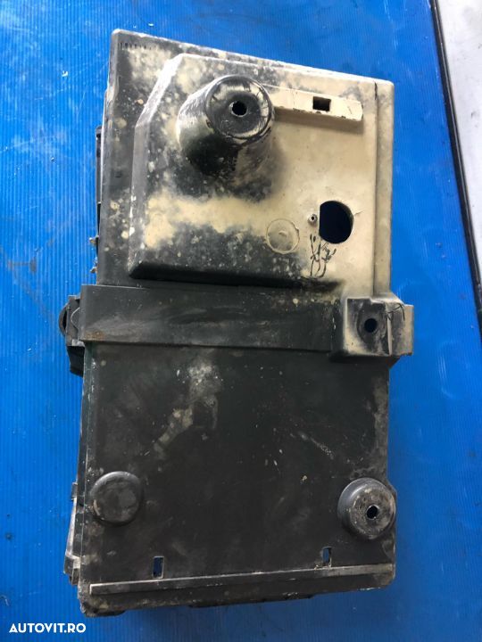 carcasa baterie cu senzor 2.0 tdci ford focus 2 - 3