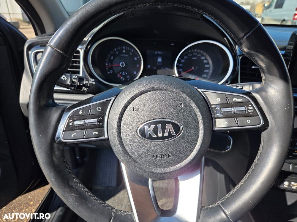 Kia Ceed 1.4 T-GDI 7DCT GT Line - 11