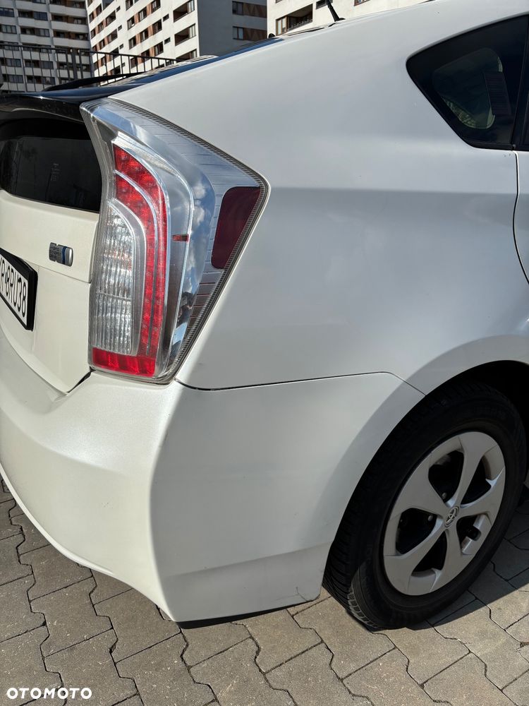 Toyota Prius 1.8 Hybrid Premium - 9