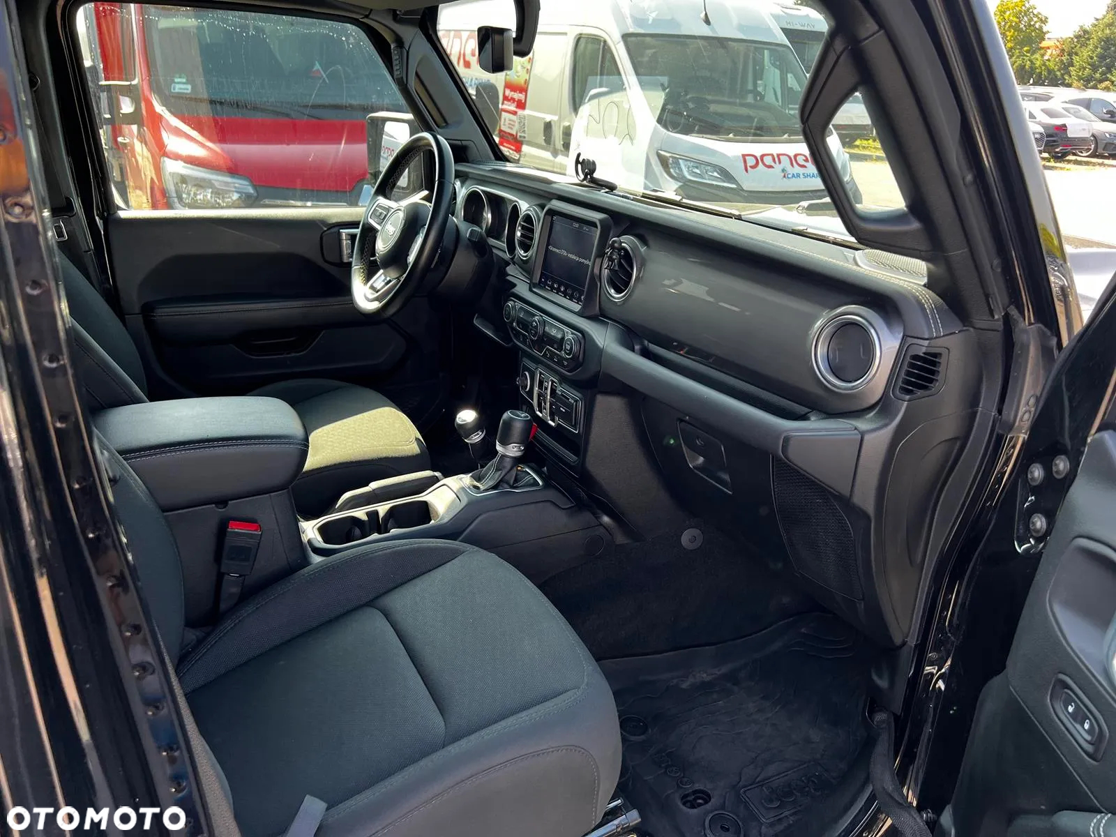 Jeep Gladiator - 24