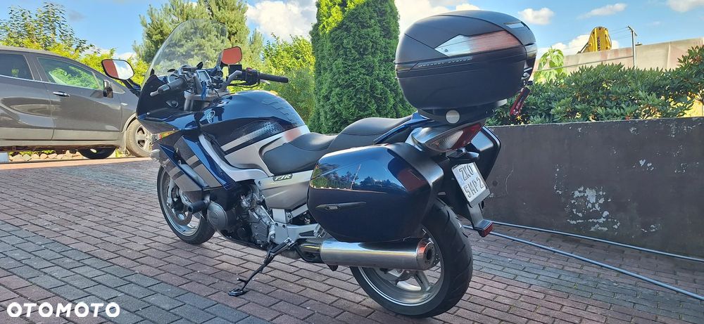Yamaha FJR - 4