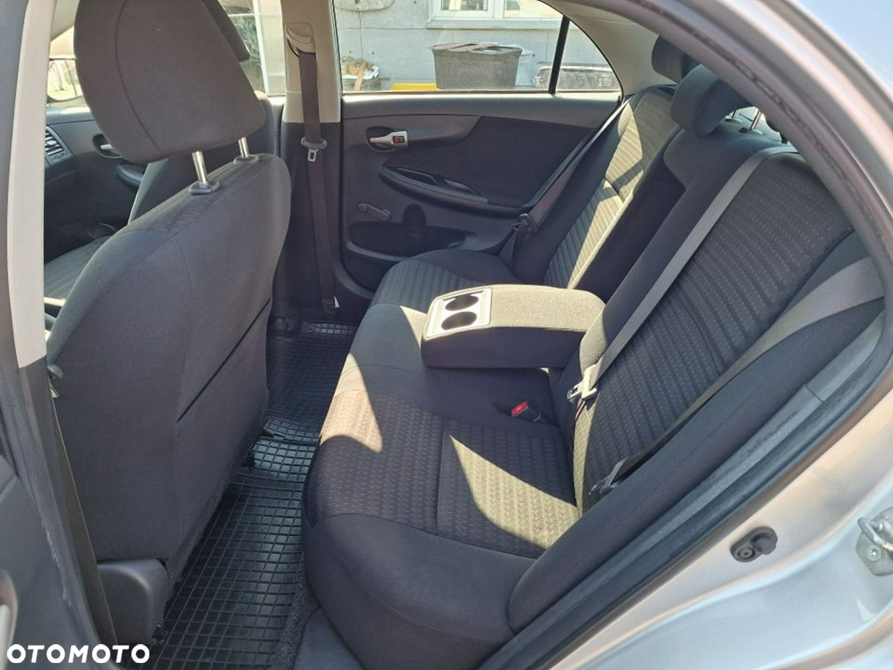 Toyota Corolla - 21