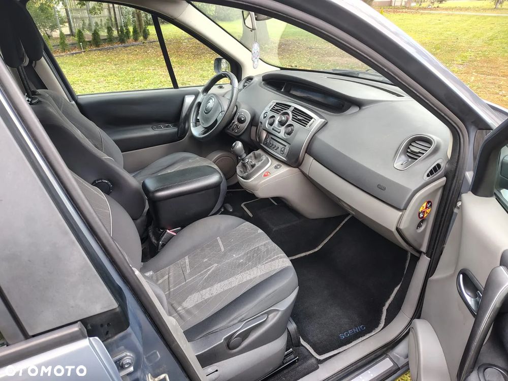 Renault Scenic - 6