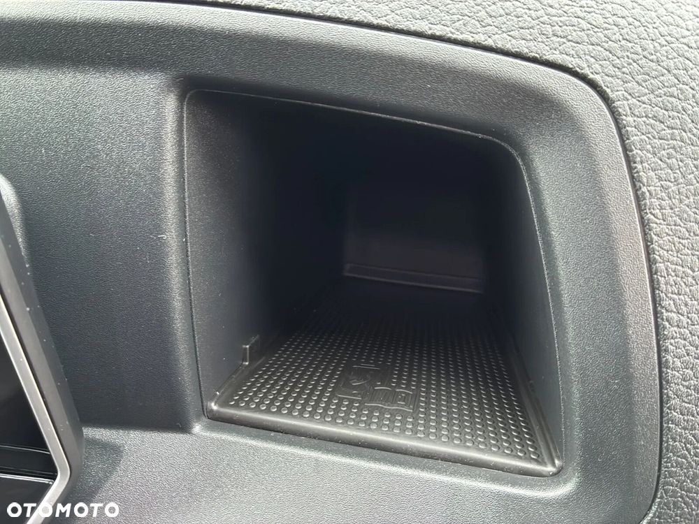 Volkswagen Crafter 35 Furgon L4H3, 2.0BiTDI 177KM, Wysoki dach, r. o. 4490mm - 33