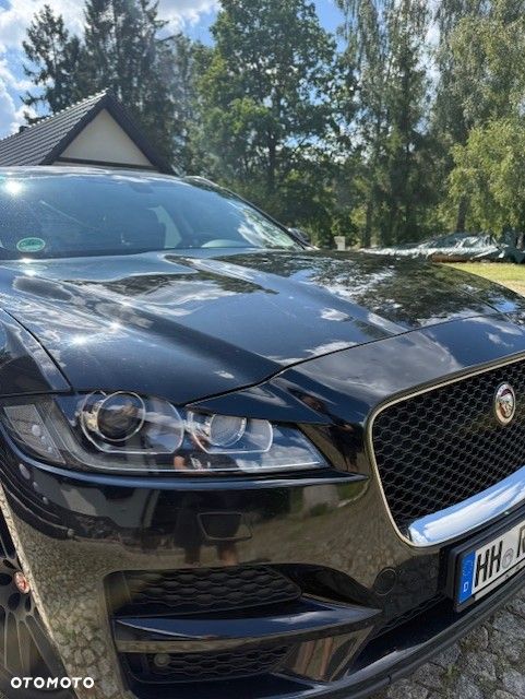 Jaguar F-Pace 2.0 i4D AWD Prestige - 4