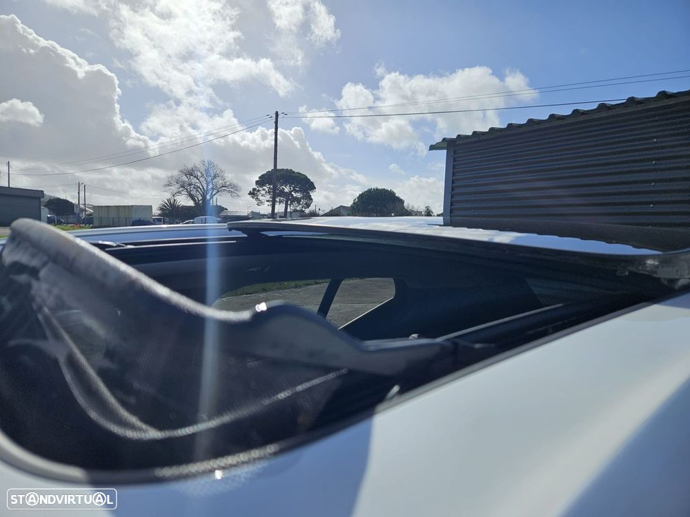 Volvo XC 40 D4 AWD Geartronic Momentum Pro - 57