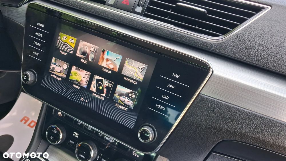 Skoda Superb 1.4 TSI Plug-In Hybrid Style DSG - 9