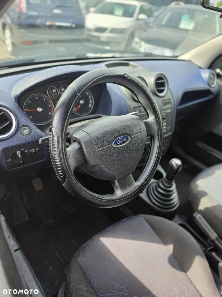 Ford Fiesta 1.4 Ghia - 7