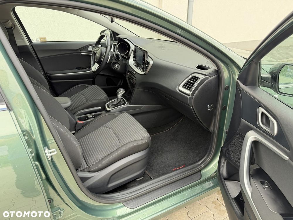 Kia Ceed 1.5 T-GDI M DCT - 28