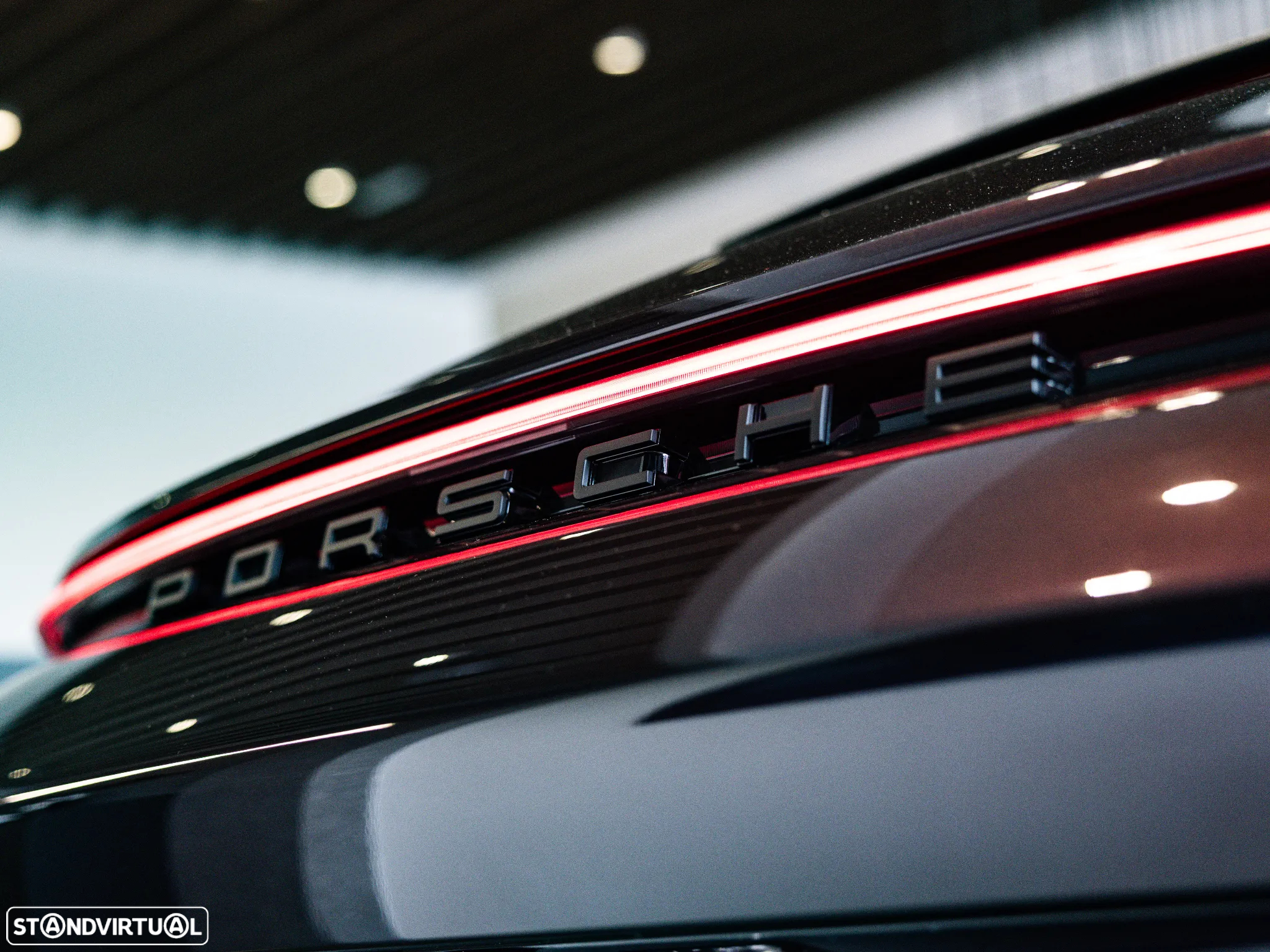 Porsche 911 (992) GT3 Touring Package - 13