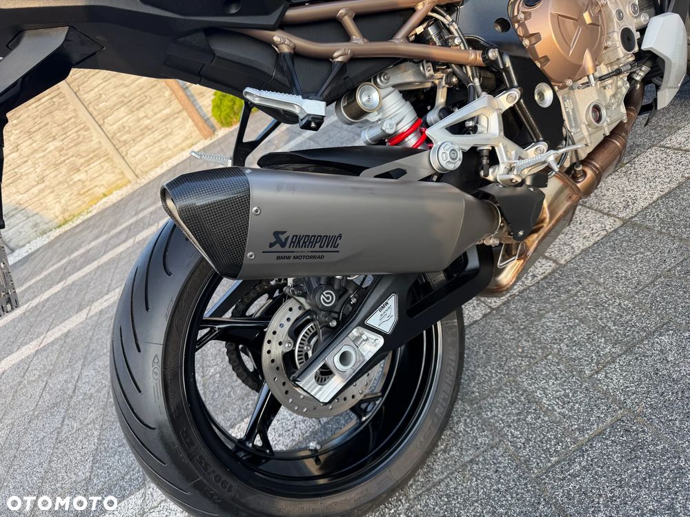 BMW S - 3