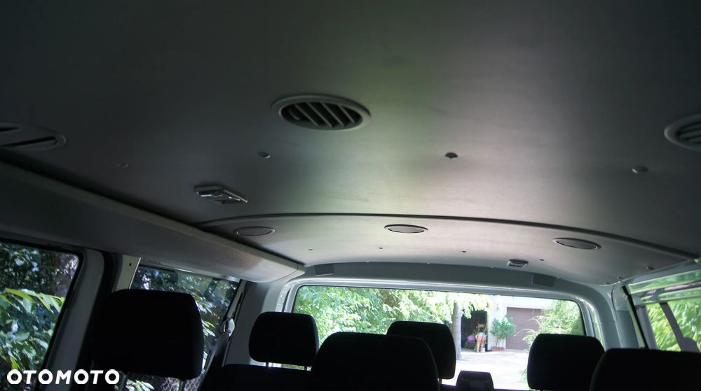 Volkswagen Transporter - 25