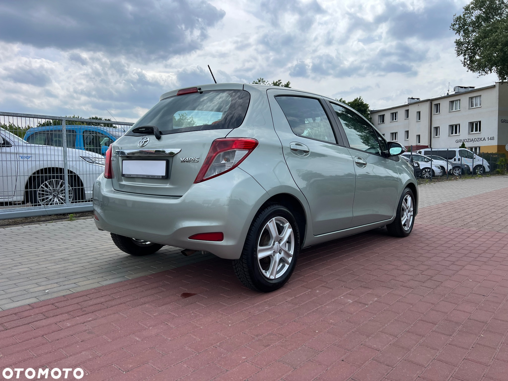 Toyota Yaris 1.33 Dynamic - 21