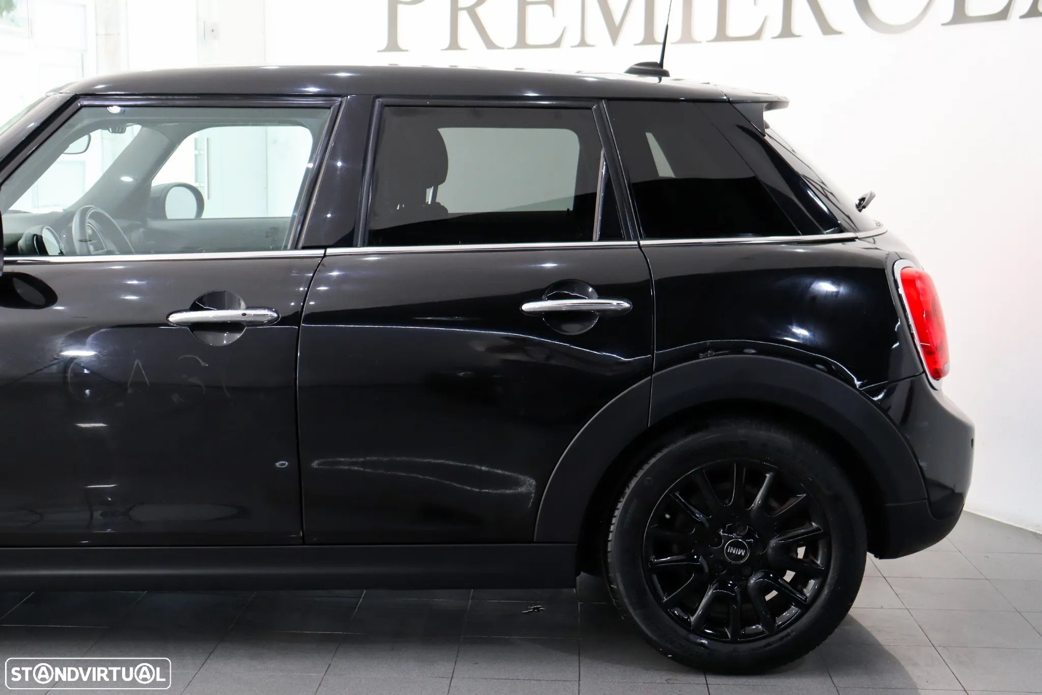 MINI 5 Portas One - 8