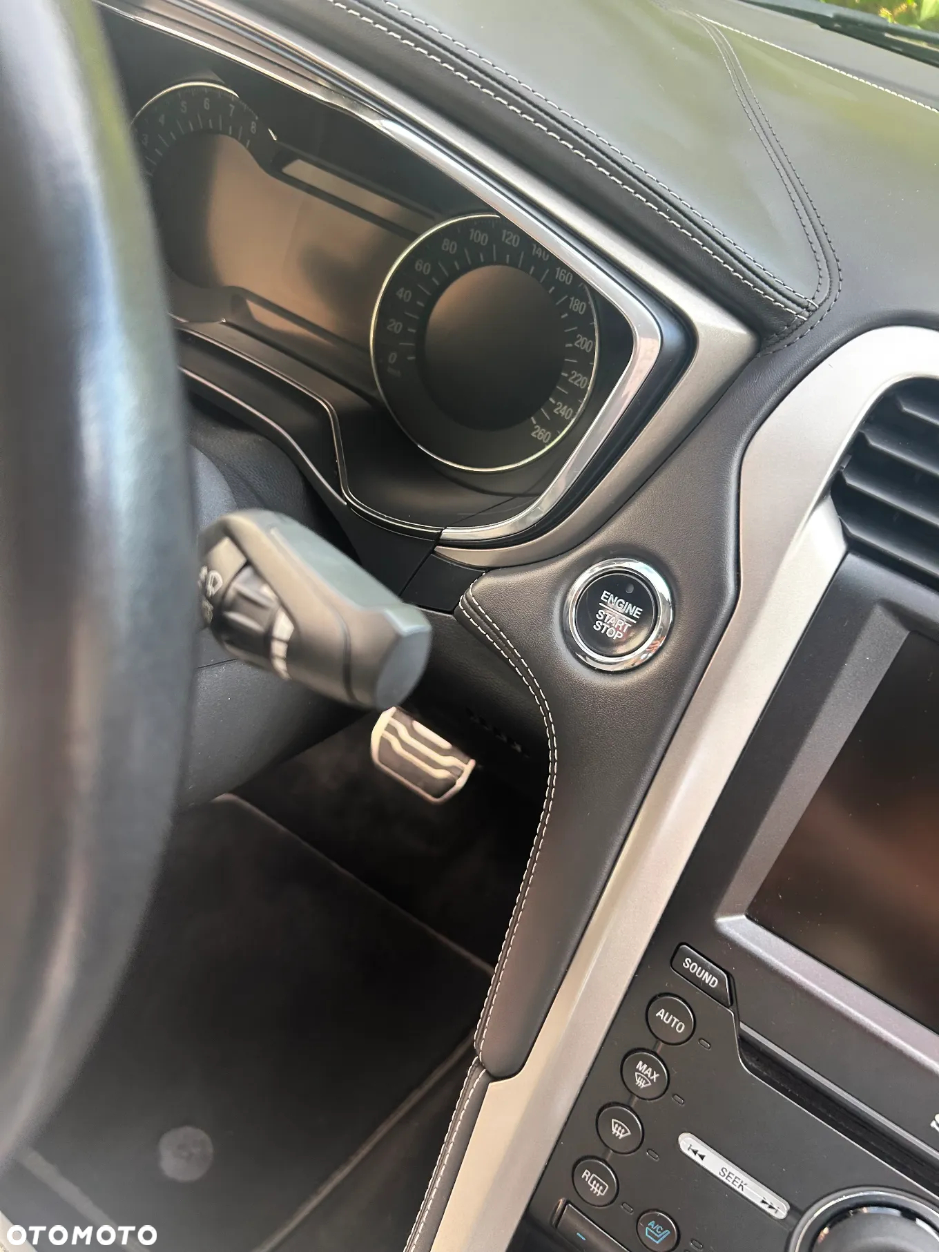Ford Mondeo Vignale 2.0 EcoBoost - 16