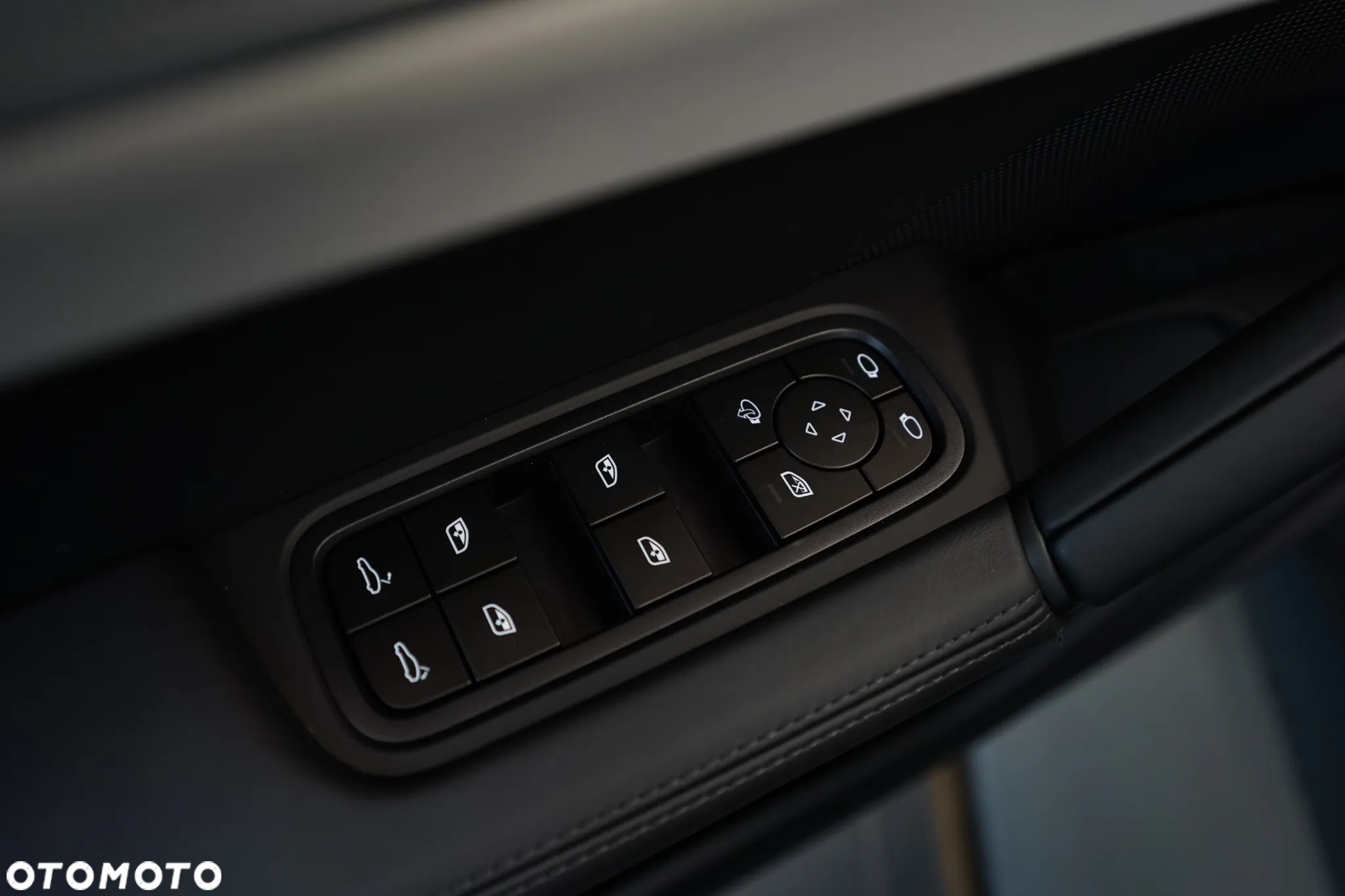 Porsche Cayenne Standard - 24