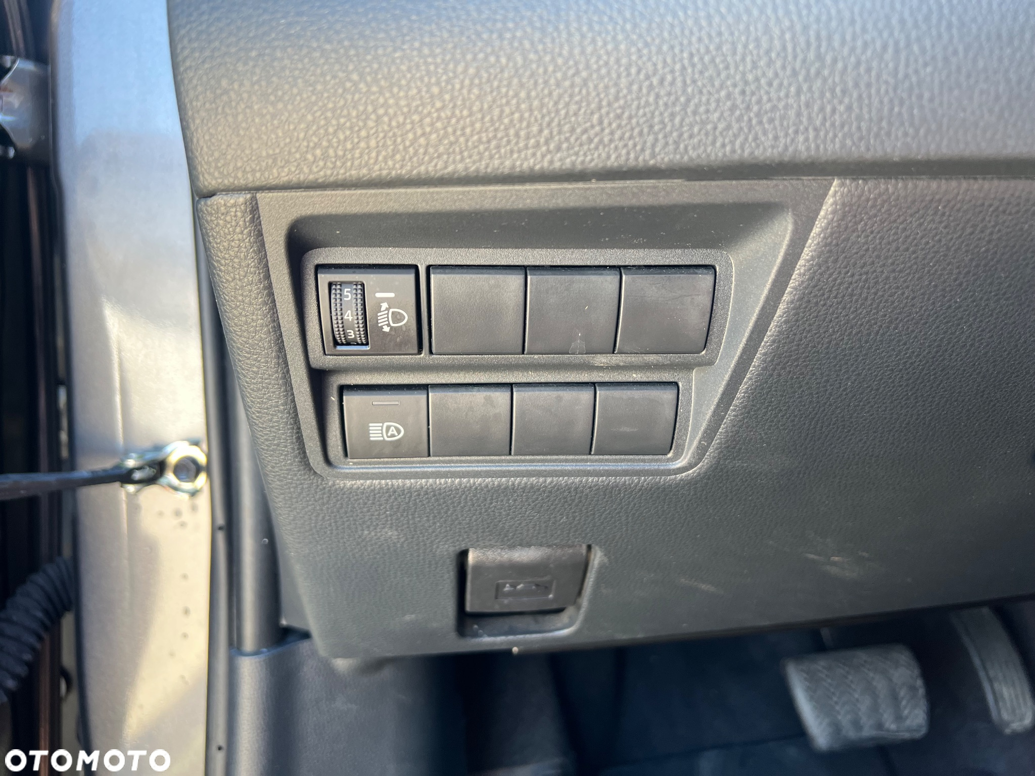 Toyota Yaris Cross Hybrid 1.5 Executive AWD - 21